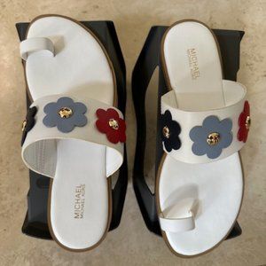 NWOB Michael Kors Sonya Flat Sandal Leather Red White Blue Womens Size 8 M